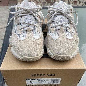 Yeezy 500 (blush)